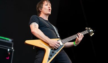 Tim Wheeler on early fame: ‘I got hammered during the gig. The next day we were doing MTV interviews but I woke up in my own vomit. Management were really upset’