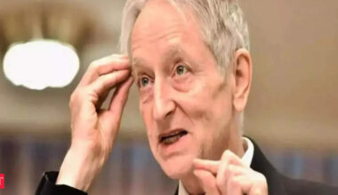 artificial intelligence: 'Elon Musk will get richer, many others will be unemployed': ‘Godfather of AI’ Geoffrey Hinton warns of dark future