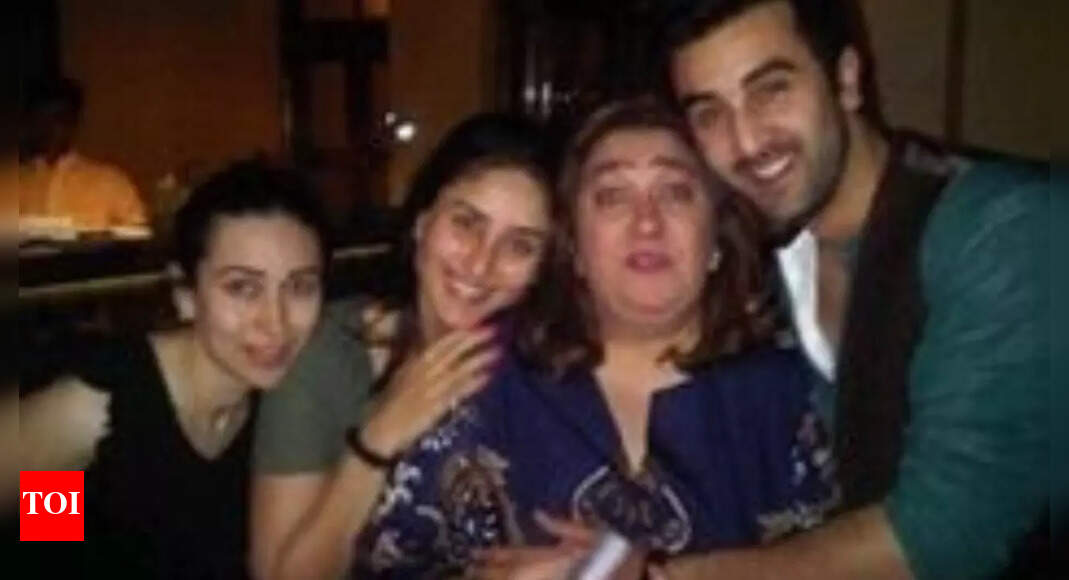 Throwback: when ranbir Kapoor, Kareena Kapoor, Karisma Kapoor sets the cousion goal with Reema Kapoor |