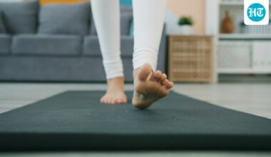 Nutritionist shares how you can hit your daily 10,000 steps goal at home in 60 minutes with easy exercises