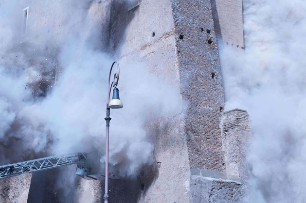 Worker trapped under collapsed medieval tower in Rome dies