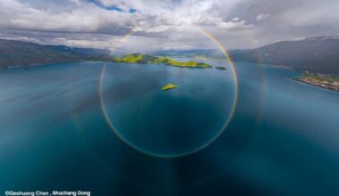 Winner of Weather Photographer of the Year Contest Shows There's No End to a Rainbow (LOOK)