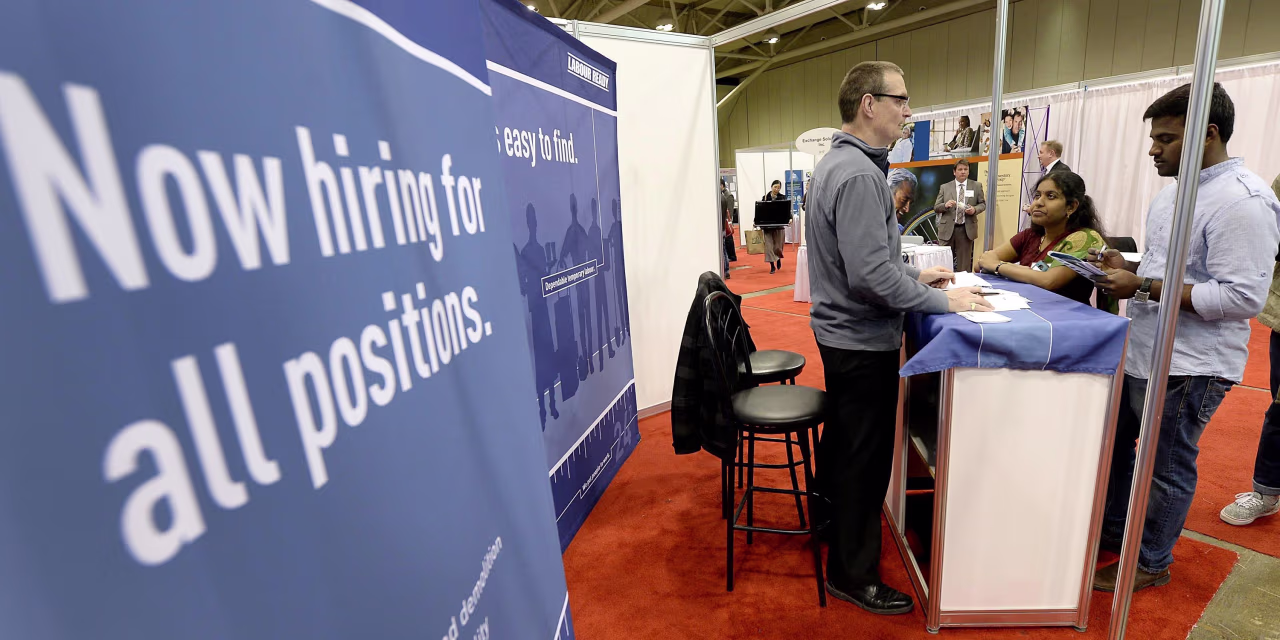 Canada Unemployment Rate Falls to 6.9% in October