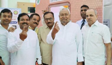 Bihar polls: CM Nitish Kumar casts his vote in Bakhtiyarpur, shows inked finger