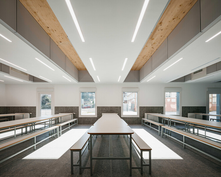 Faveker’s Tailor-Made Tiled Facade Brings Personality and Efficiency to the New Muskiz Secondary School - Image 8 of 13