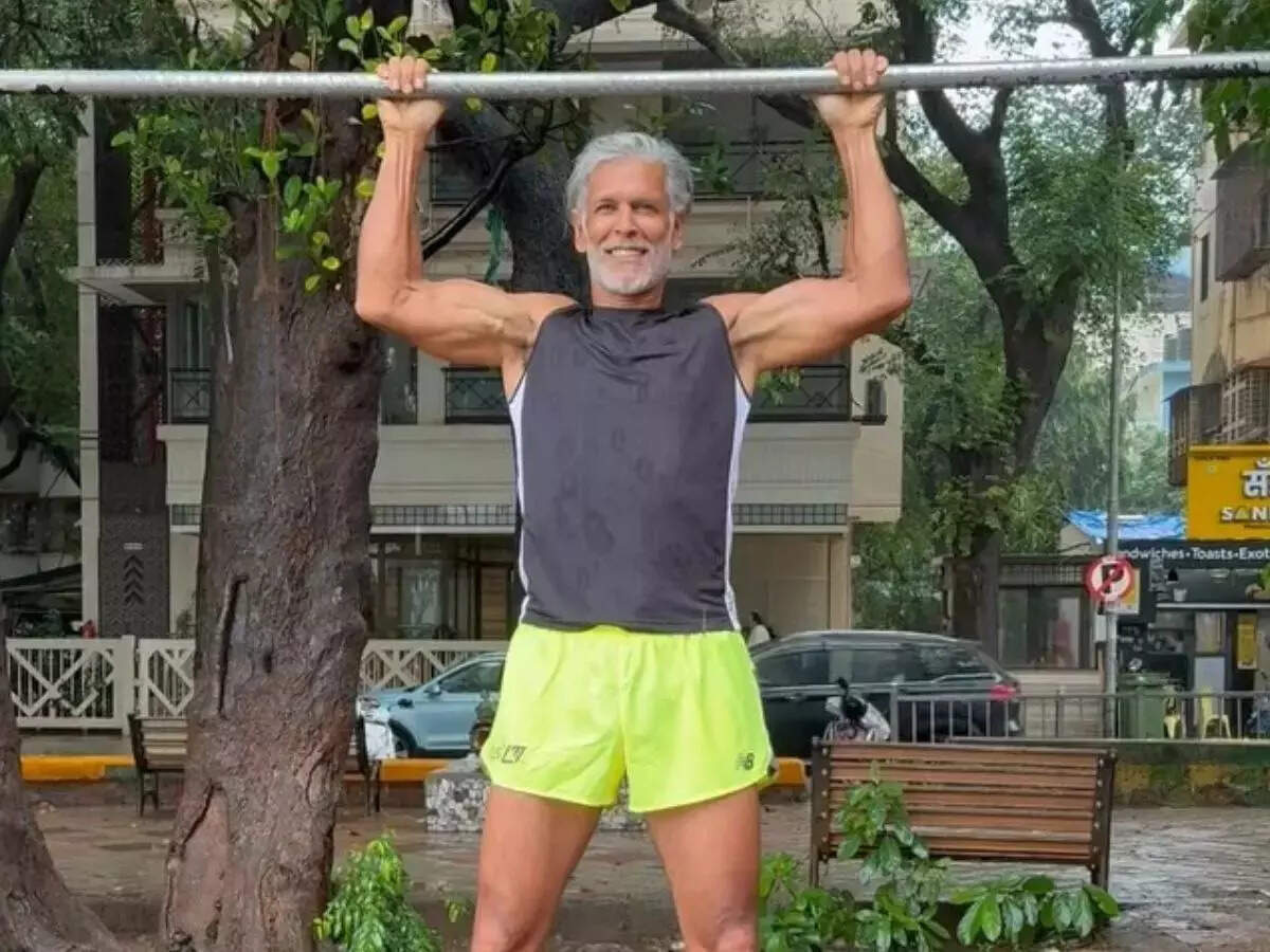 Photo credits: Instagram/@milindrunning