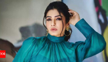 'Maa Vande': Raveena Tandon to play PM Modi’s mother Heeraben; Unni Mukundan steps into Modi’s role |
