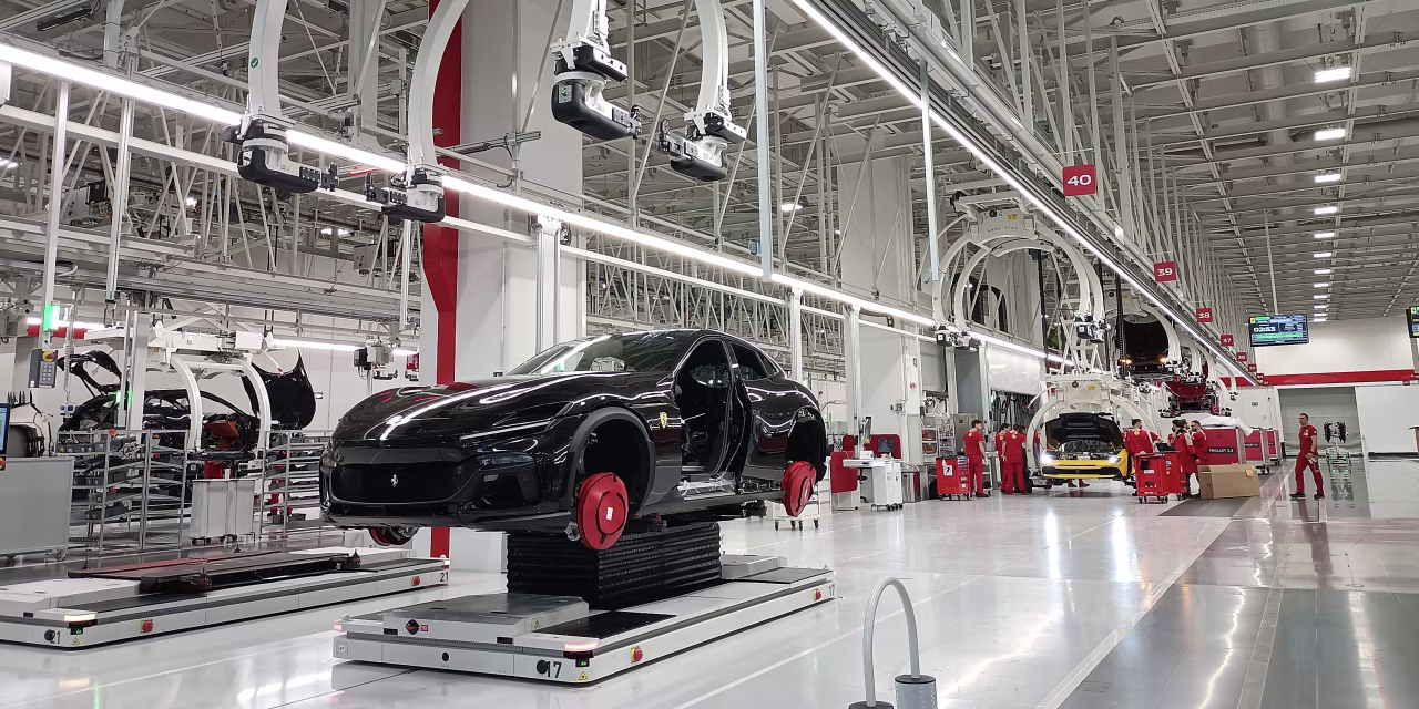 Eurozone Industry Ekes Out Growth, Dragged by Ireland