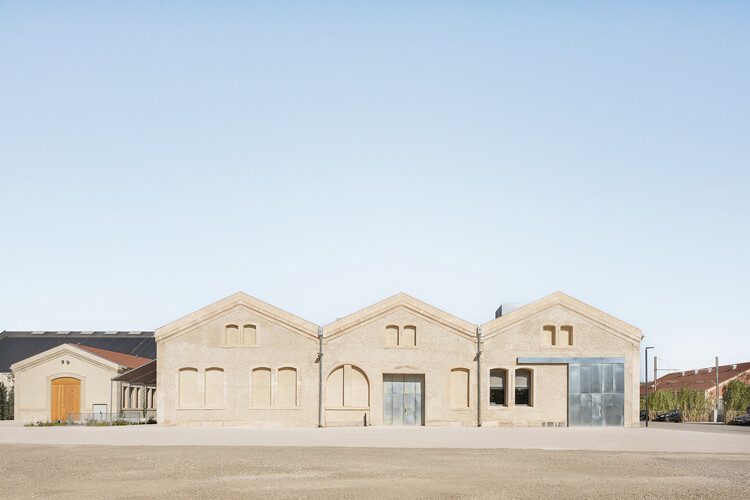 Obsolete Typologies Revived Through 17 Adaptive Reuse Projects - Image 15 of 18