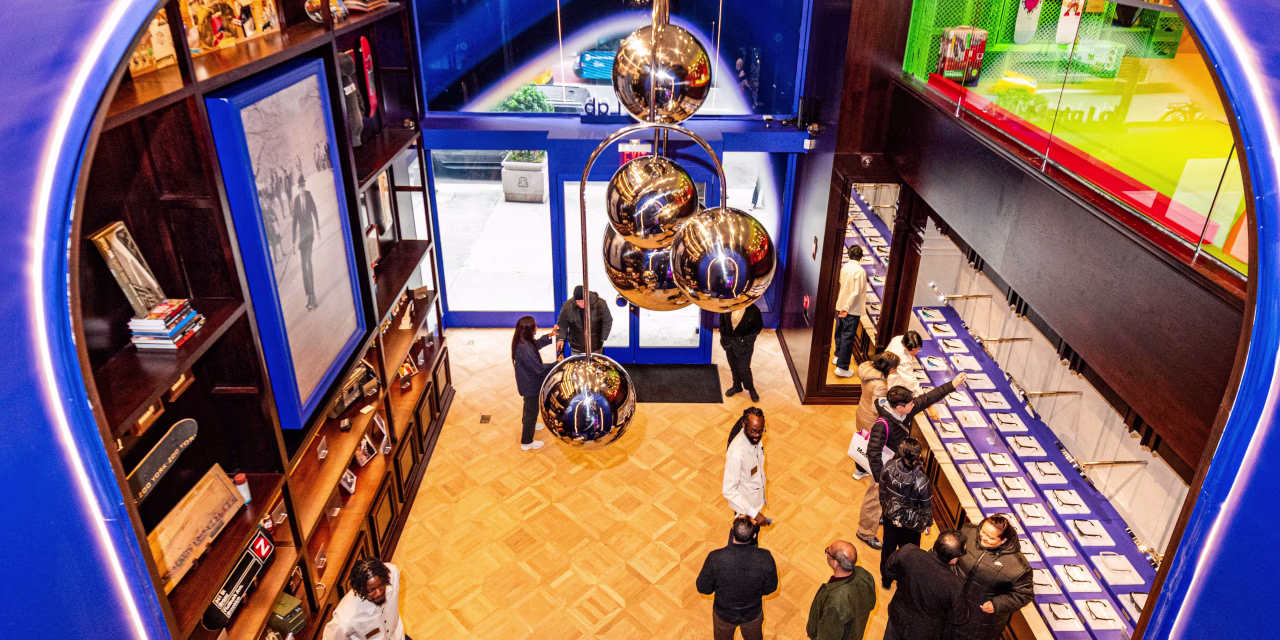 Meta Opens Pop-Up Stores to Build Buzz for Its AI Glasses