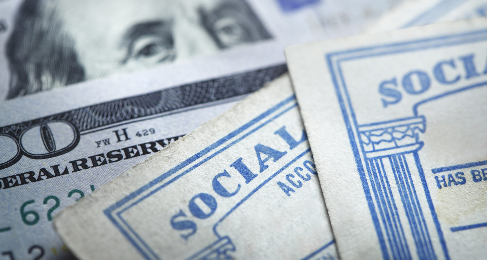 Here’s the Salary You Need To Make To Get the Maximum Social Security Benefit