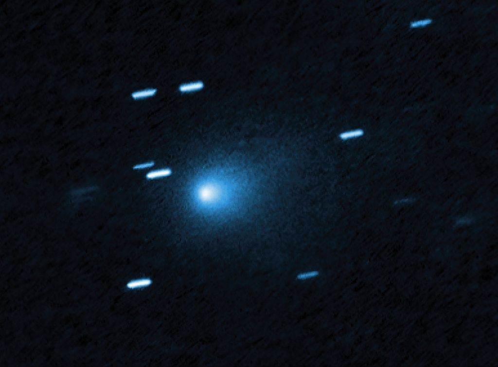Hubble captured this image of the interstellar comet 3I/ATLAS on July 21, 2025, when the comet was 277 million miles from Earth. Hubble shows that the comet has a teardrop-shaped cocoon of dust coming off its solid, icy nucleus.