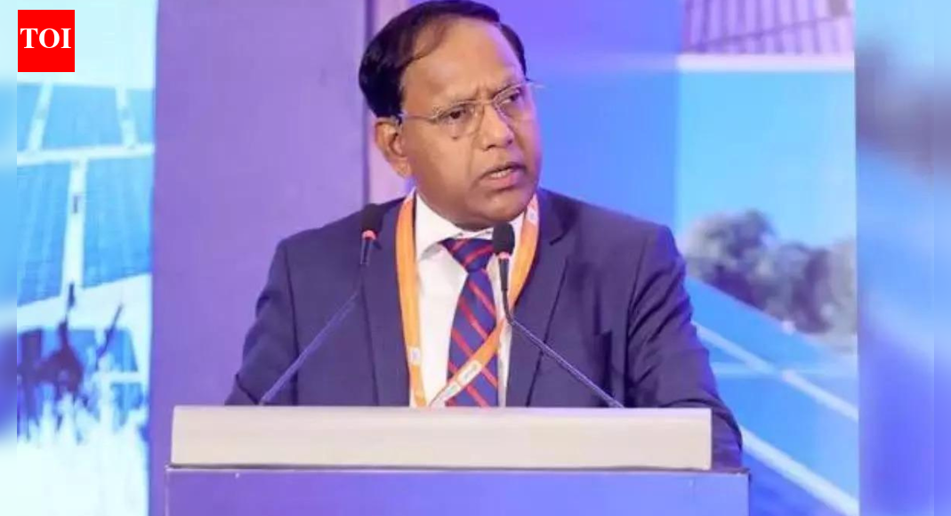 'Need to widen pension net to those earning over 15,000'