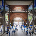 Birmingham City Football Club’s new stadium by Heatherwick Studio and MANICA. Image © Devisual Heatherwick Studio and MANICA Reveal Stadium Design Defined by Twelve Brick Chimneys in Birmingham - Image 4 of 7