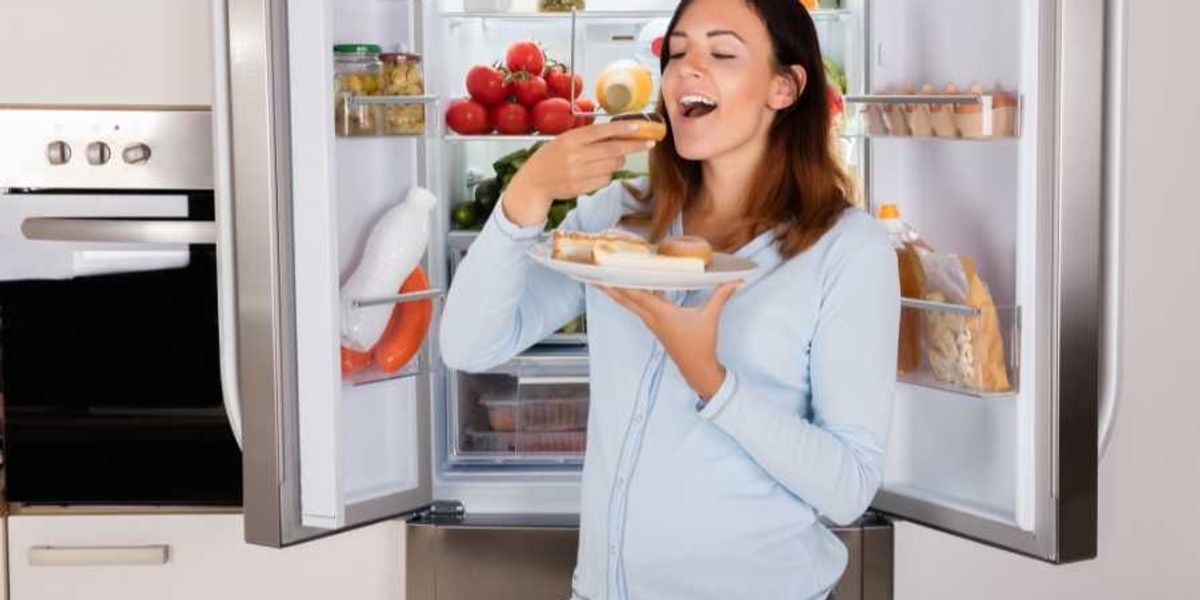 People who live alone share solo living money-saving hacks