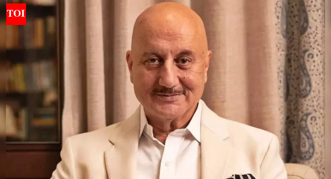 'He gave me 5000 pounds for Bend It Like Beckham,' Anupam Kher stood up at a coffee table and shouted as he fought for a better pay for a film |