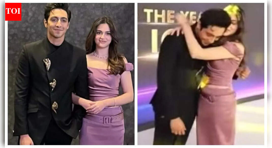 Aneet Padda crowns Ahaan Panday 'best man in the world'; rumoured couple HUG as they re-create 'Saiyaara' scene - WATCH |