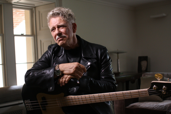 U2 > News > Turn Up The Groove