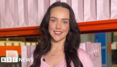 Women in business 'scraping by' despite viral online success