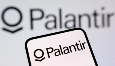 Palantir forecasts fourth-quarter revenue above estimates on solid AI demand