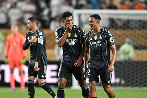 PHILADELPHIA, PENNSYLVANIA - JUNE 26: Jude Bellingham #5 and Trent Alexander-Arnold #12 of Real Madrid C.F. talk during the FIFA Club World Cup 2025 group H match between FC Red Bull Salzburg and Real Madrid CF at Lincoln Financial Field on June 26, 2025 in Philadelphia, Pennsylvania. (Photo by Stephen Nadler/ISI Photos/ISI Photos via Getty Images)