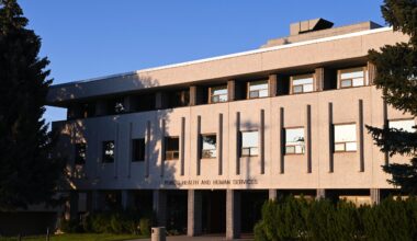 Why only two towns submitted proposals for an eastern Montana mental health facility