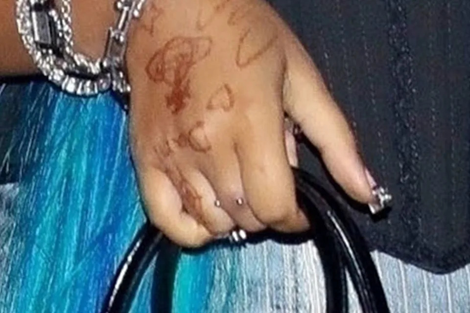 Cobra Team / BACKGRID North West dermal piercing