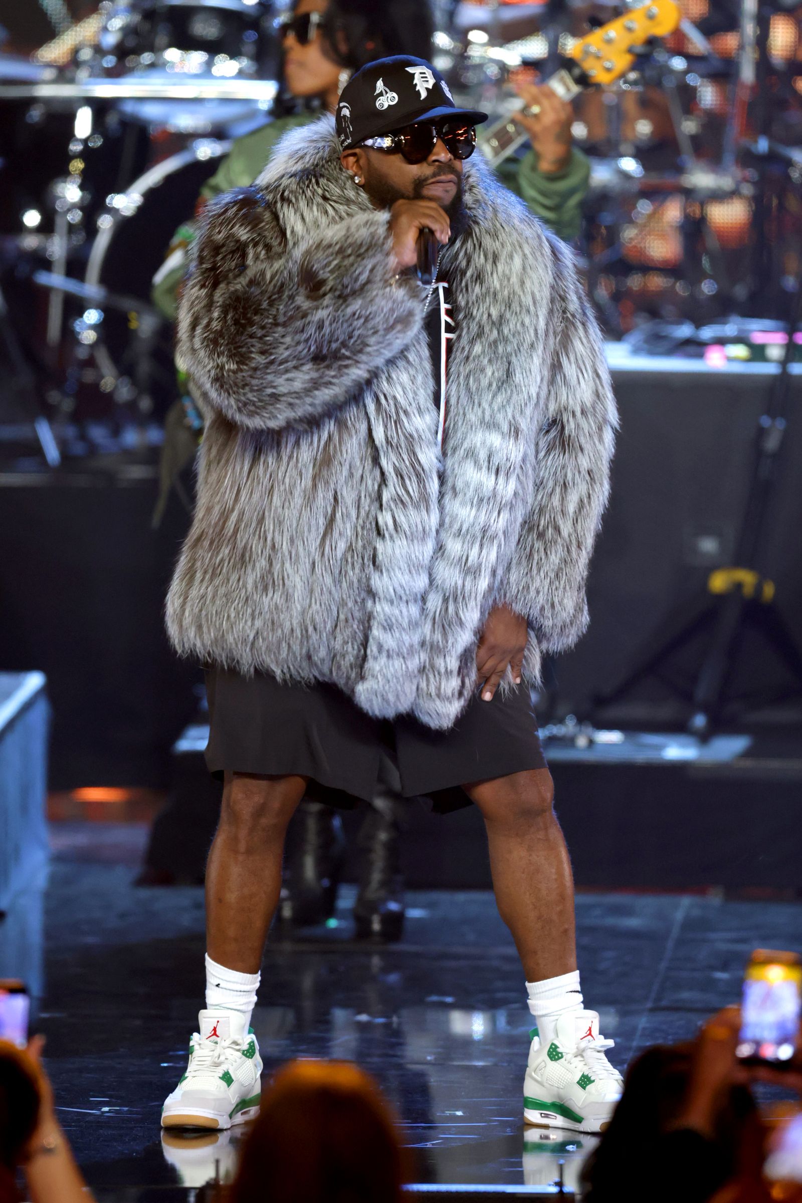 LOS ANGELES CALIFORNIA NOVEMBER 08 Inductee Big Boi of Outkast performs onstage during the 2025 Rock Roll Hall of...
