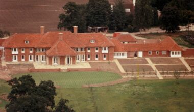 How Andrew made £15m selling Sunninghill Park, his wedding gift