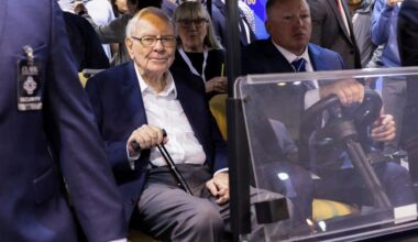 Berkshire warns of AI deepfakes impersonating Warren Buffett