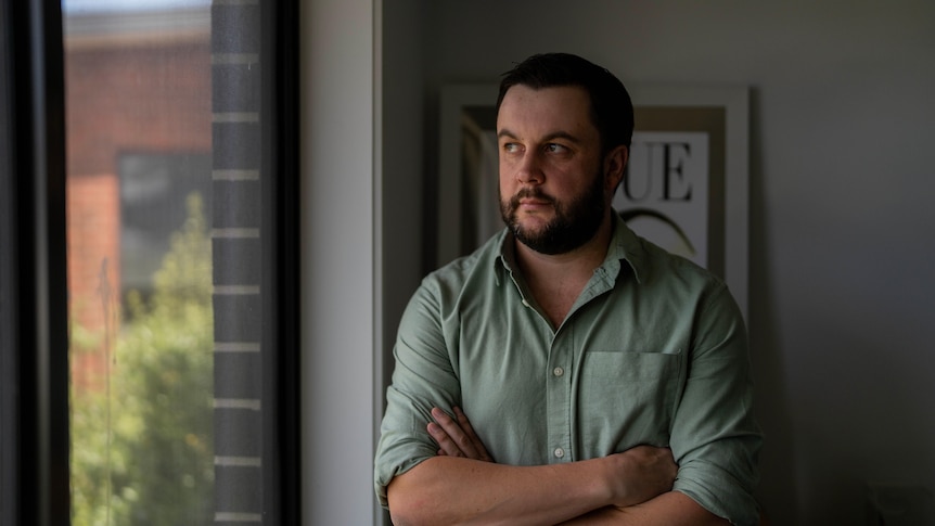 Recovered addict Mark Kempster backs move to ban betting advertising at state-owned venues