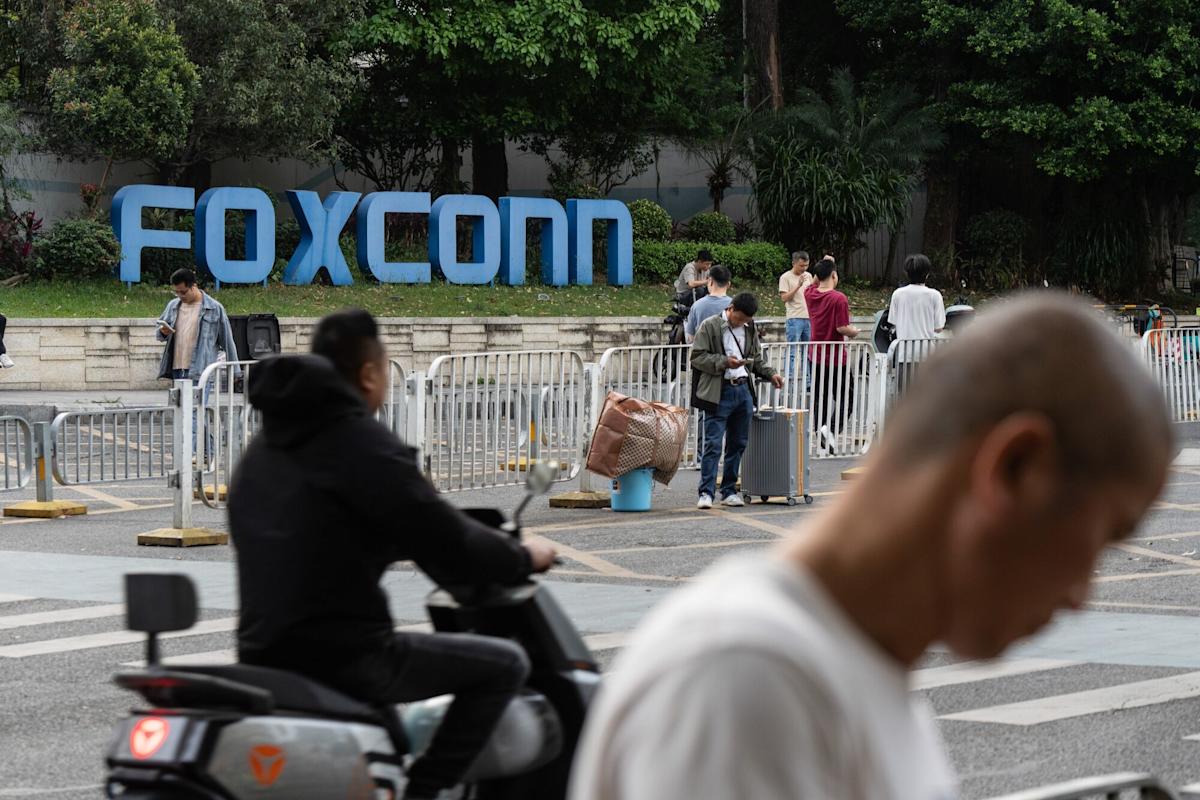 OpenAI Partner Foxconn Plans Multibillion-Dollar US AI Push