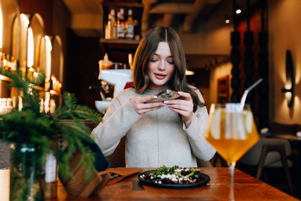 If an influencer is given a meal or hotel stay in return for providing PR they must account for the value of such gifts as taxable income. Photo: Getty