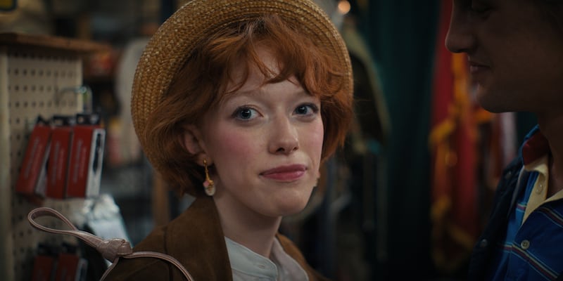 Amybeth McNulty as Vickie in Stranger Things