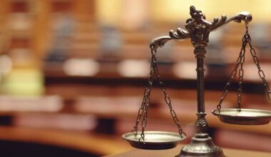 Man handed bag of cannabis to gardaí at door, Cork court told 