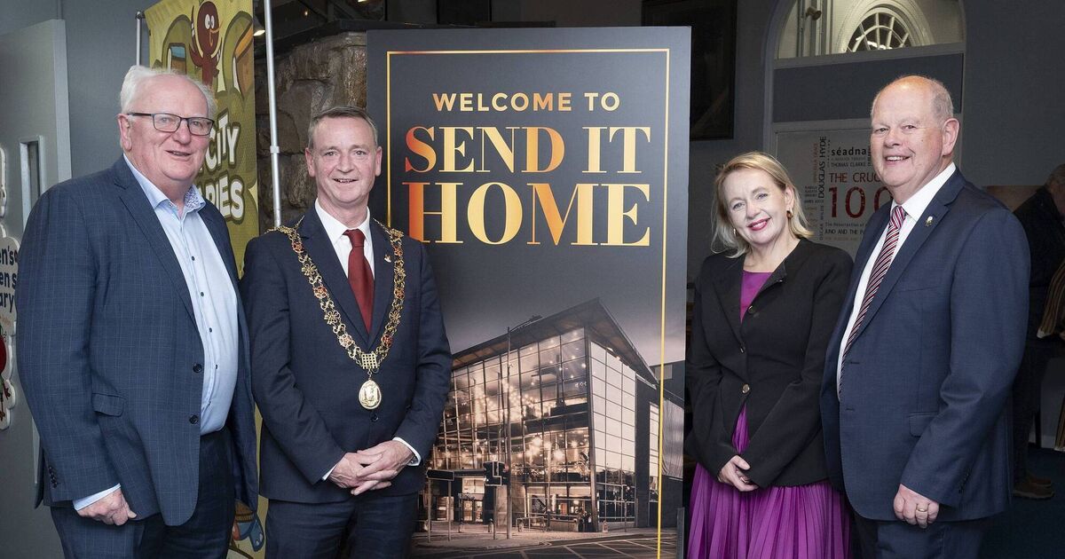 Cork Opera House exhibition of memorabilia opens at Cork City Library