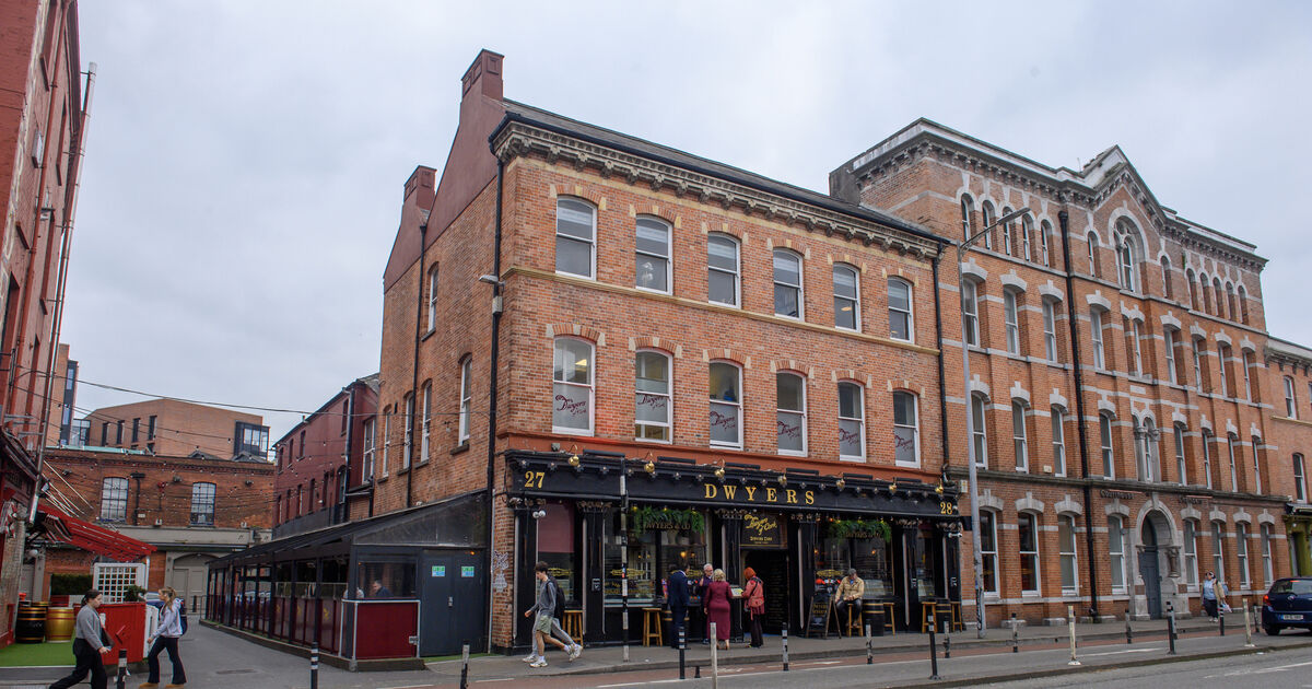 Cork pub Dwyers appeals to retain outdoor seating area