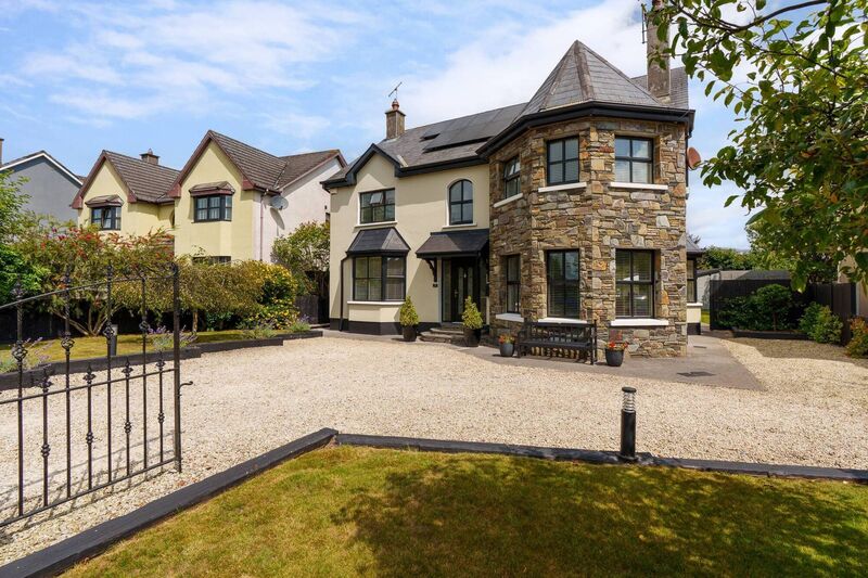 Stonebrook aka 38 Gleann Rua