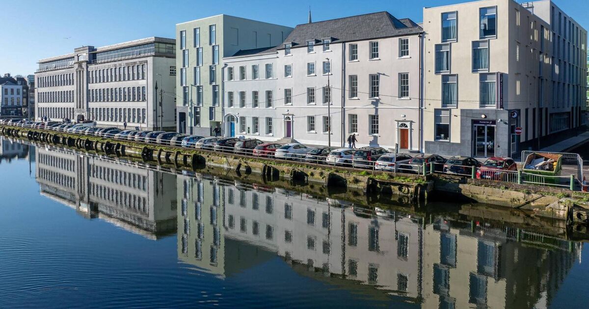 My happy childhood in city’s Moores Hotel