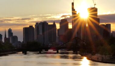 German business sentiment unexpectedly falls in November, Ifo survey finds