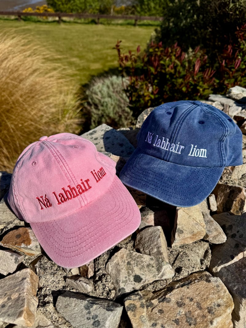Mara Duit baseball caps