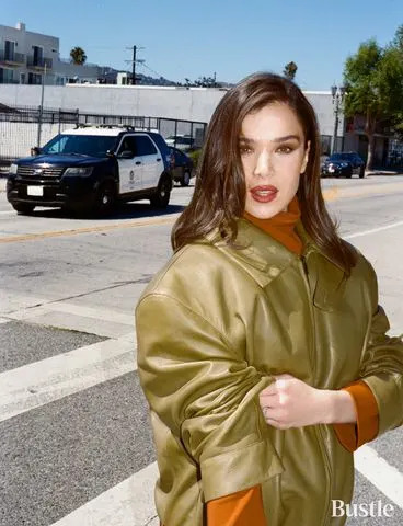 Eric Johnson for Bustle Hailee Steinfeld