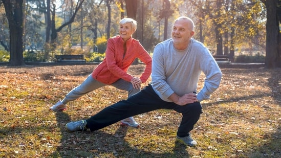 Boost mobility and strength with Bruce Scott's life-changing Qi machine exercise. (Freepik)