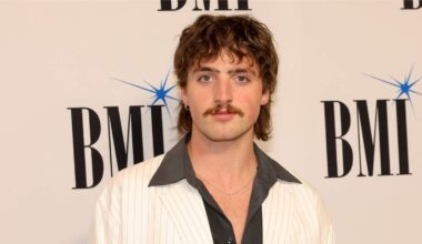 See Benson Boone's Hilarious Response To Grammys Snub