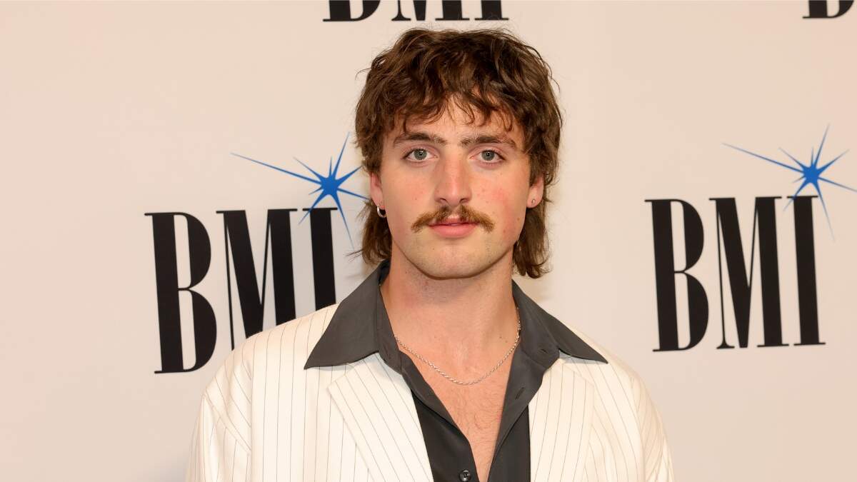 See Benson Boone's Hilarious Response To Grammys Snub