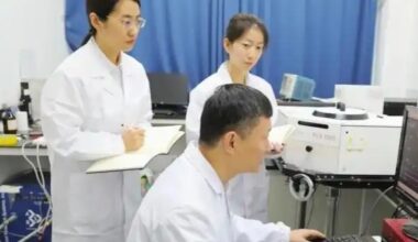 Scientists design new coating for rare earth materials to glow when powered by electricity