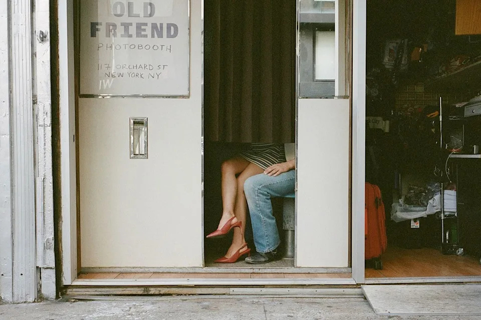 Old Friend Photo Booth/Instagram  Zoë Lazerson and Brandon Minton in the Lower East Side Old Friend Photobooth