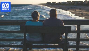 Dud superannuation options could cost retirees up to $205,000, Super Consumers warns