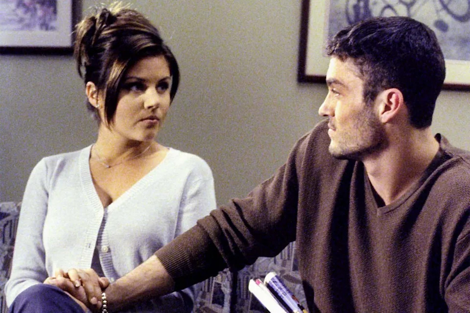 Courtesy Everett Tiffani-Amber Thiessen and Brian Austin Green on 'Beverly Hills, 90210'