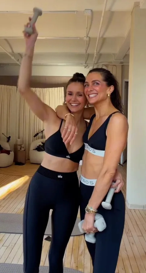 <span class="wp-caption-text">Nina Dobrev/Instagram</span>